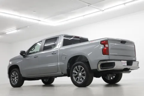 More photos of 2026 Chevrolet Silverado 1500 LT at Jim Falk Motors, MO