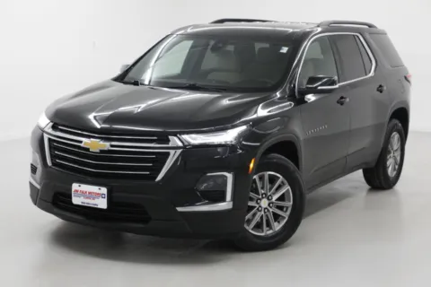 More photos of 2023 Chevrolet Traverse LT Cloth at Jim Falk Motors, MO