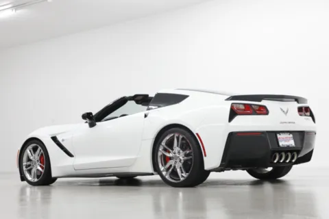 More photos of 2019 Chevrolet Corvette Z51 1LT at Jim Falk Motors, MO