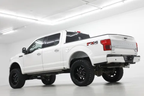 More photos of 2019 Ford F-150 Platinum at Jim Falk Motors, MO