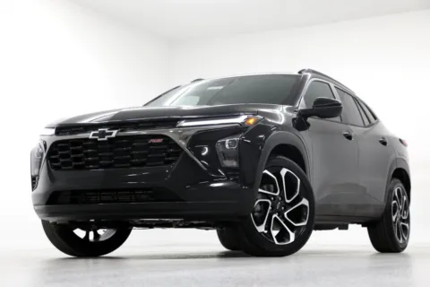 Black 2026 Chevrolet Trax 2RS for sale in Clinton, MO