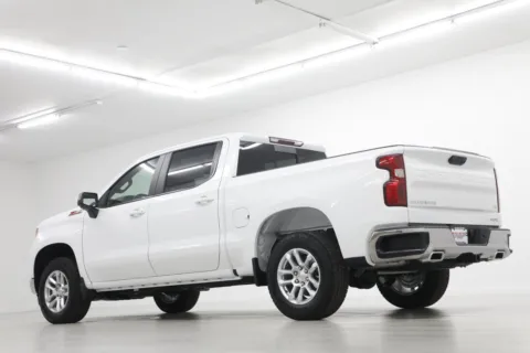 More photos of 2026 Chevrolet Silverado 1500 LT at Jim Falk Motors, MO