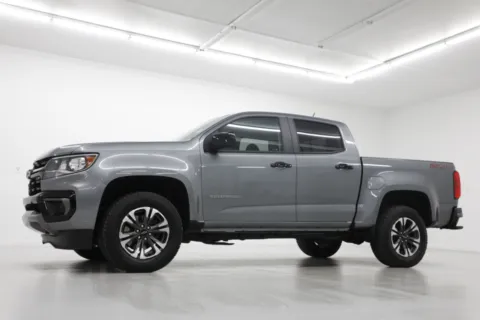 Photos of 2022 Chevrolet Colorado Z71 for sale in Clinton, MO at Jim Falk Motors