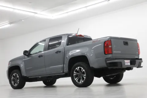 More photos of 2022 Chevrolet Colorado Z71 at Jim Falk Motors, MO