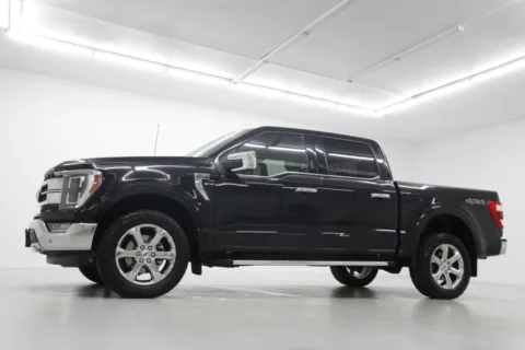 Photos of 2023 Ford F-150 LARIAT for sale in Clinton, MO at Jim Falk Motors