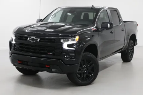 More photos of 2026 Chevrolet Silverado 1500 LT Trail Boss at Jim Falk Motors, MO