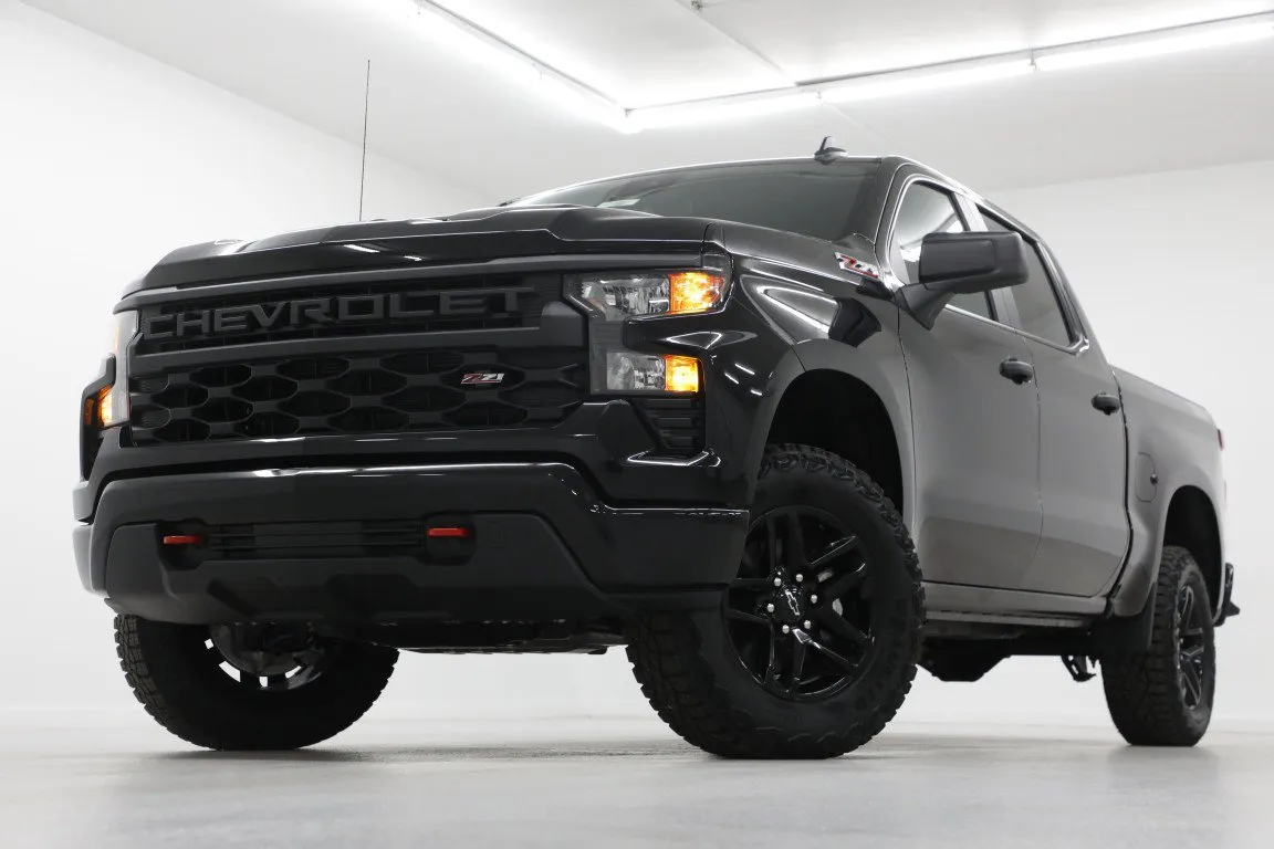 Black 2026 Chevrolet Silverado 1500 Custom Trail Boss for sale in Clinton, MO