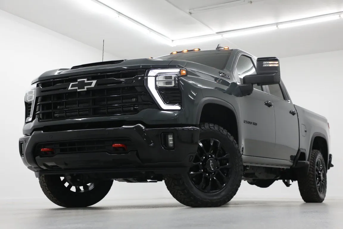 Gray 2026 Chevrolet Silverado 2500 HD LT for sale in Clinton, MO