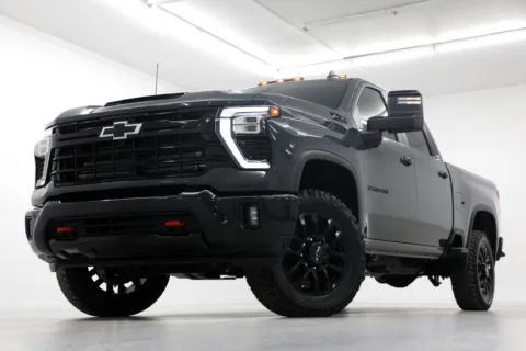 Gray 2026 Chevrolet Silverado 2500 HD LT for sale in Clinton, MO