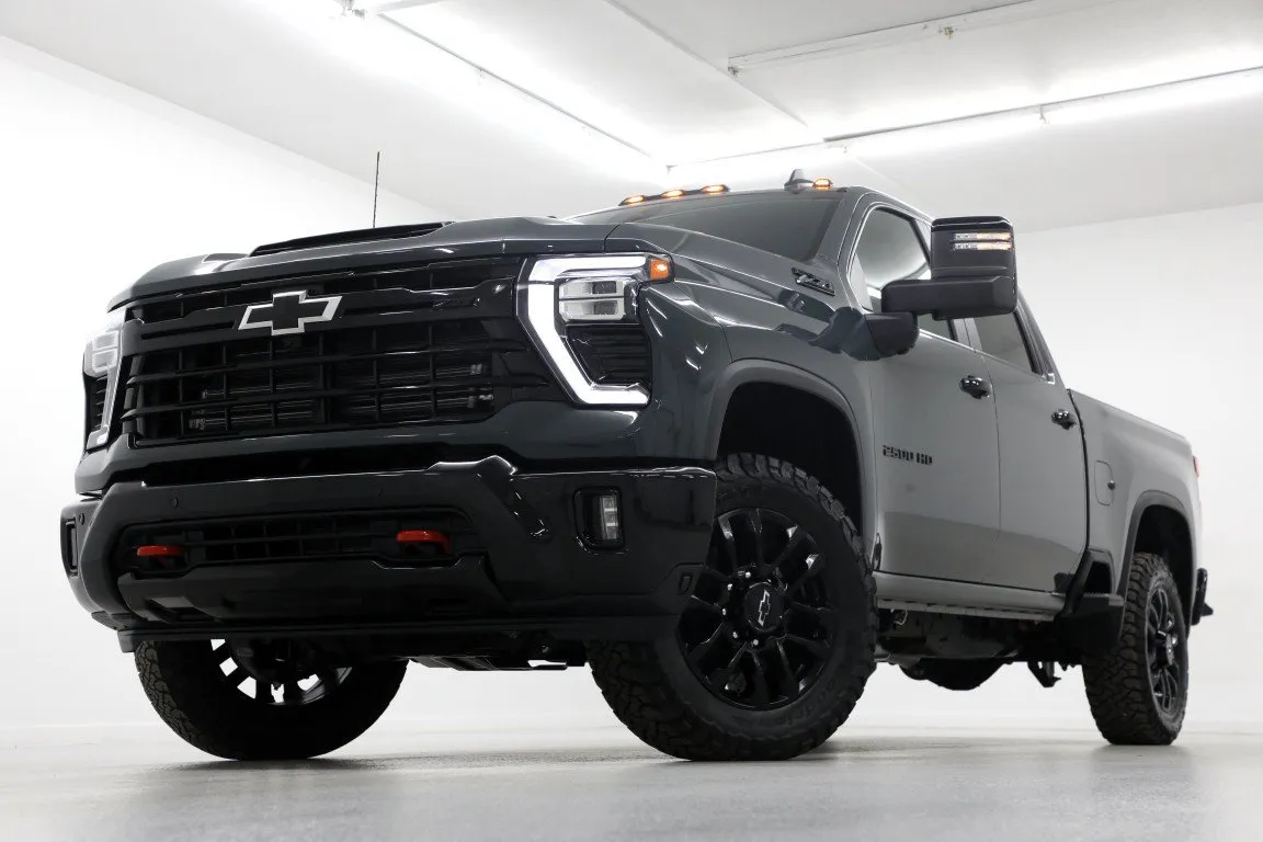 Gray 2026 Chevrolet Silverado 2500 HD LT for sale in Clinton, MO