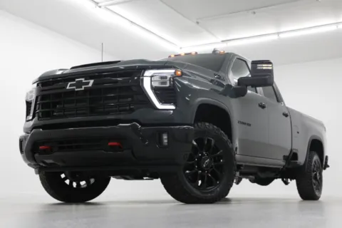 Gray 2026 Chevrolet Silverado 2500 HD LT for sale in Clinton, MO