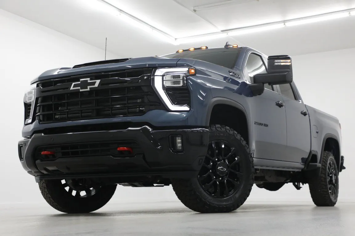 Blue 2026 Chevrolet Silverado 2500 HD LT for sale in Clinton, MO