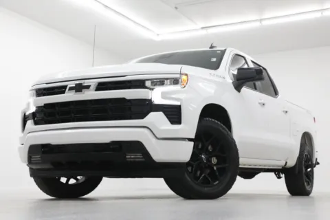 White 2023 Chevrolet Silverado 1500 RST for sale in Clinton, MO