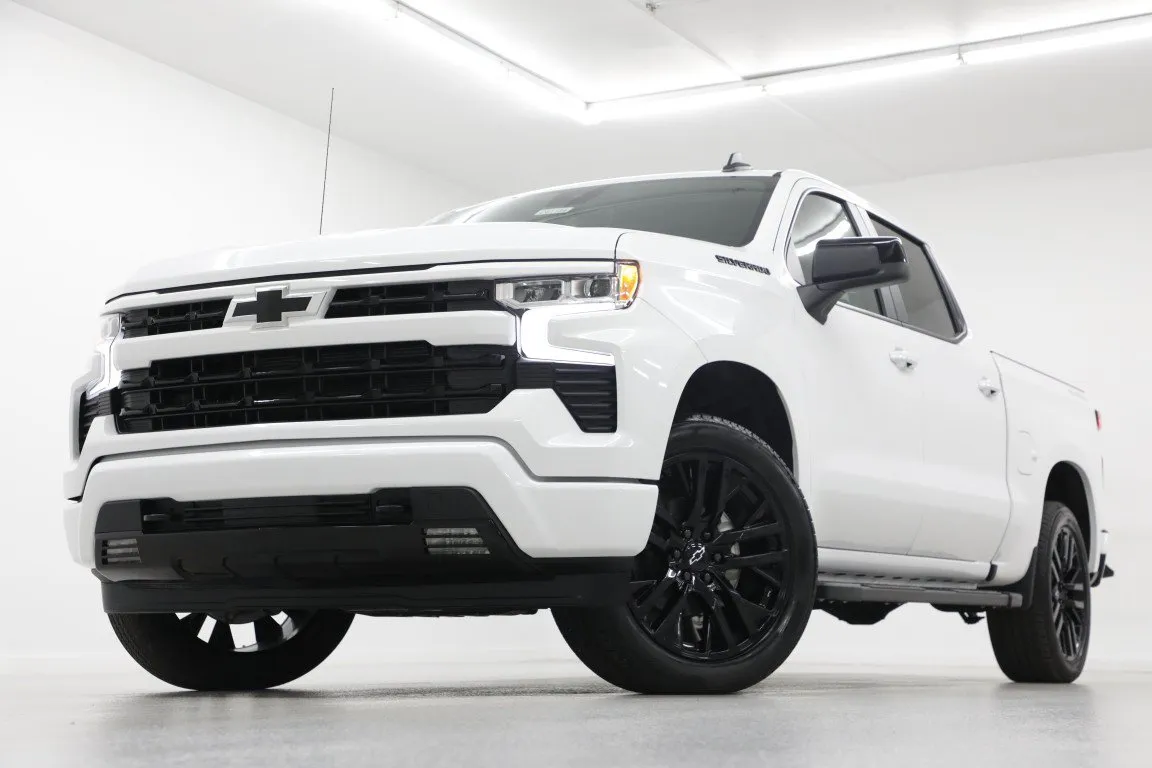 White 2026 Chevrolet Silverado 1500 RST for sale in Clinton, MO