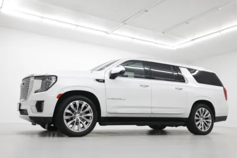 Photos of 2024 GMC Yukon XL Denali for sale in Clinton, MO at Jim Falk Motors