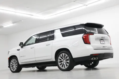 More photos of 2024 GMC Yukon XL Denali at Jim Falk Motors, MO