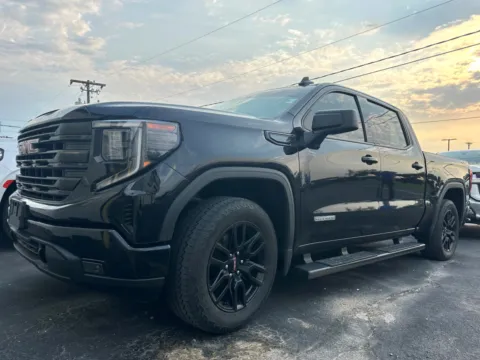 Black 2022 GMC Sierra 1500 Elevation for sale in Clinton, MO