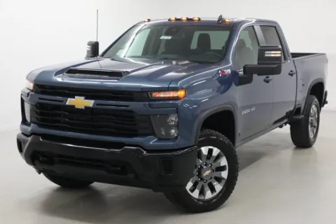 More photos of 2026 Chevrolet Silverado 2500 HD Custom at Jim Falk Motors, MO