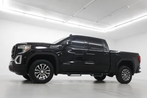 Photos of 2019 GMC Sierra 1500 AT4 for sale in Clinton, MO at Jim Falk Motors