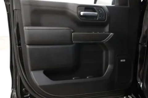 Photos of 2019 GMC Sierra 1500 AT4 for sale in Clinton, MO at Jim Falk Motors