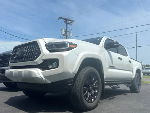 White 2023 Toyota Tacoma Limited for sale in Clinton, MO