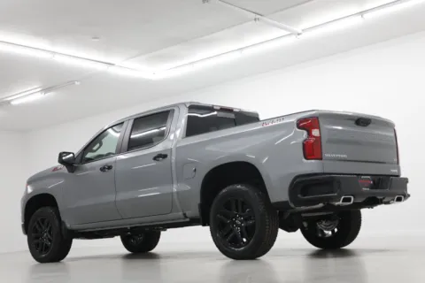 More photos of 2026 Chevrolet Silverado 1500 LT Trail Boss at Jim Falk Motors, MO