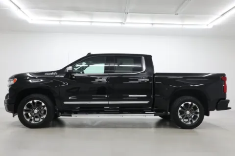 Another view of 2026 Chevrolet Silverado 1500 High Country for sale in Clinton, MO at Jim Falk Motors