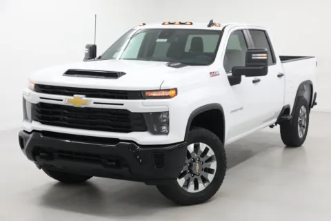More photos of 2026 Chevrolet Silverado 2500 HD Custom at Jim Falk Motors, MO
