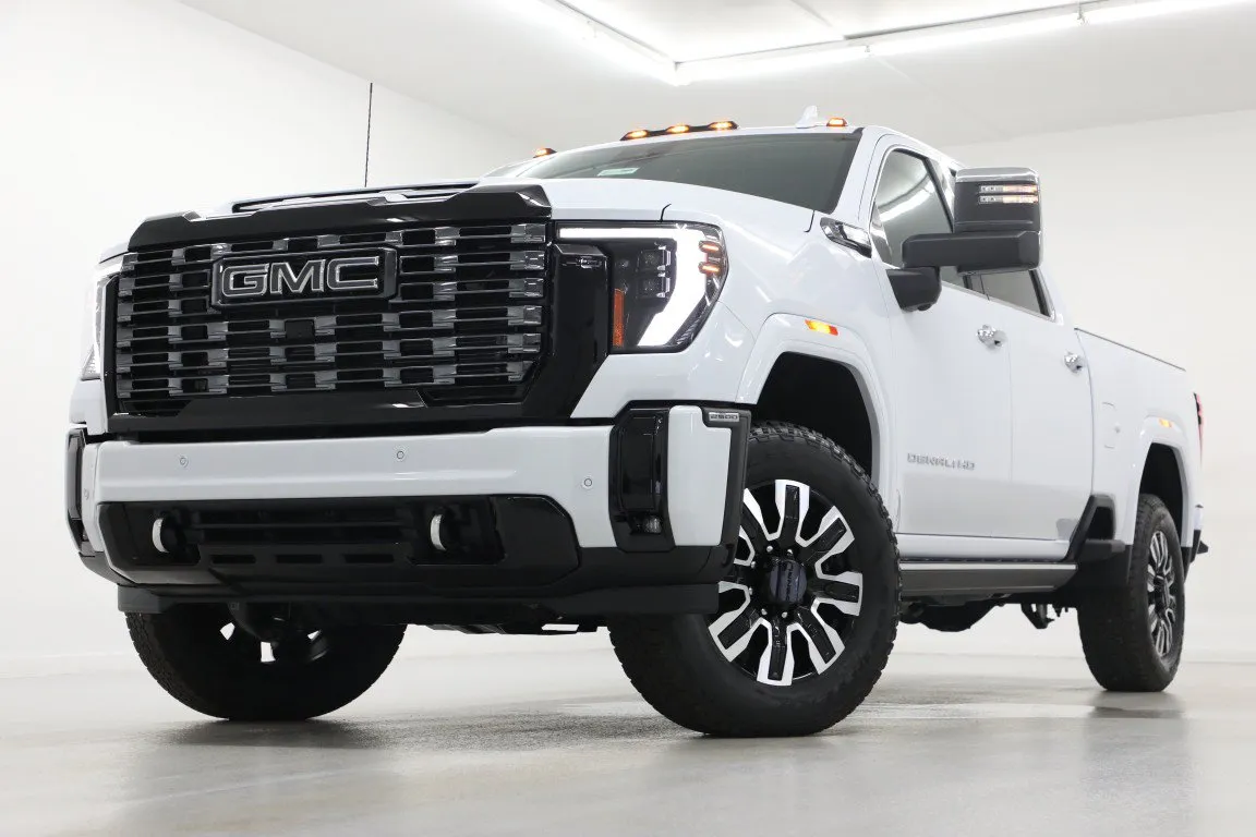 White 2026 GMC Sierra 2500 HD Denali Ultimate for sale in Clinton, MO