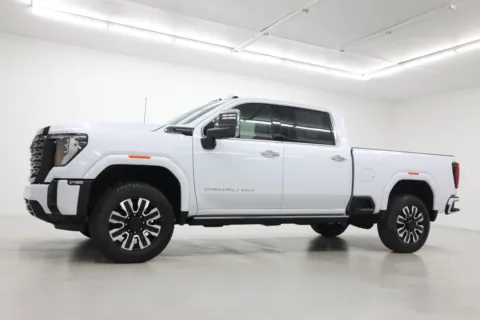 Photos of 2026 GMC Sierra 2500 HD Denali Ultimate for sale in Clinton, MO at Jim Falk Motors