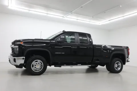 Photos of 2026 Chevrolet Silverado 3500 HD DRW LT for sale in Clinton, MO at Jim Falk Motors