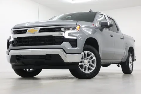 Gray 2026 Chevrolet Silverado 1500 LT for sale in Clinton, MO