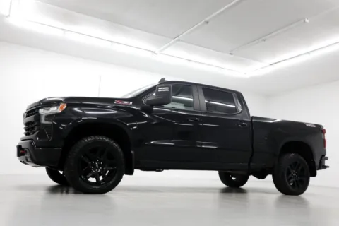 Photos of 2022 Chevrolet Silverado 1500 LT Trail Boss for sale in Clinton, MO at Jim Falk Motors