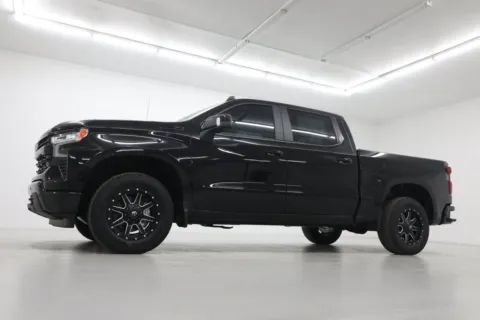 Photos of 2026 Chevrolet Silverado 1500 LT for sale in Clinton, MO at Jim Falk Motors