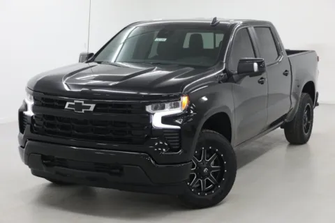 More photos of 2026 Chevrolet Silverado 1500 LT at Jim Falk Motors, MO