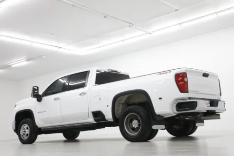 More photos of 2025 Chevrolet Silverado 3500 HD DRW LTZ at Jim Falk Motors, MO