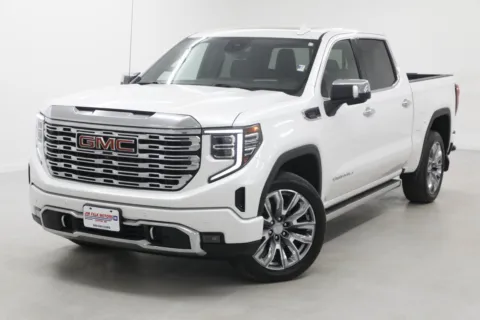 More photos of 2023 GMC Sierra 1500 Denali at Jim Falk Motors, MO