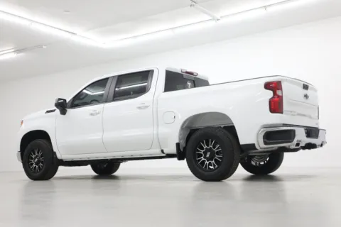More photos of 2026 Chevrolet Silverado 1500 LT at Jim Falk Motors, MO