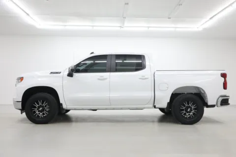 Another view of 2026 Chevrolet Silverado 1500 LT for sale in Clinton, MO at Jim Falk Motors