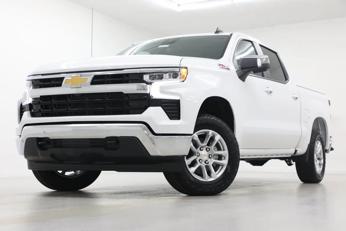 White 2026 Chevrolet Silverado 1500 LT for sale in Clinton, MO