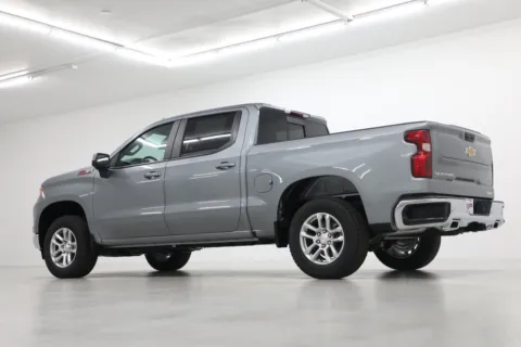 More photos of 2026 Chevrolet Silverado 1500 LT at Jim Falk Motors, MO