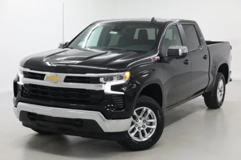 More photos of 2026 Chevrolet Silverado 1500 LT at Jim Falk Motors, MO