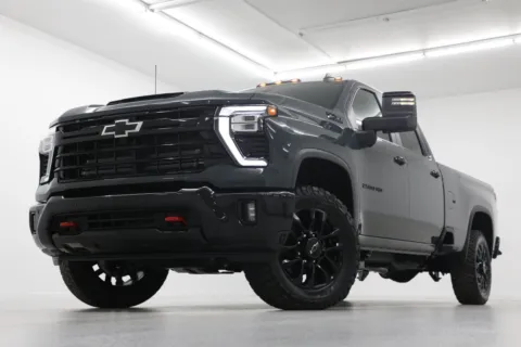 Gray 2026 Chevrolet Silverado 2500 HD LT for sale in Clinton, MO