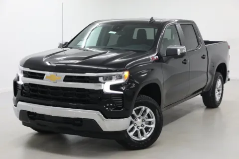 More photos of 2026 Chevrolet Silverado 1500 LT at Jim Falk Motors, MO