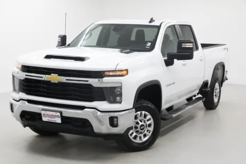 More photos of 2025 Chevrolet Silverado 2500 HD LT at Jim Falk Motors, MO