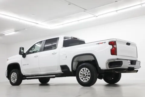 More photos of 2025 Chevrolet Silverado 2500 HD LT at Jim Falk Motors, MO
