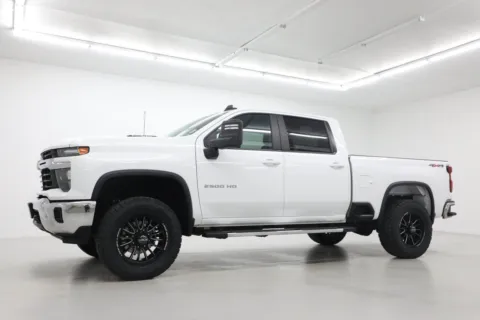 Photos of 2025 Chevrolet Silverado 2500 HD LT for sale in Clinton, MO at Jim Falk Motors
