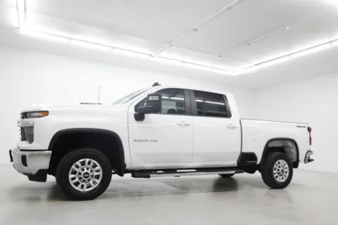 Photos of 2025 Chevrolet Silverado 2500 HD LT for sale in Clinton, MO at Jim Falk Motors