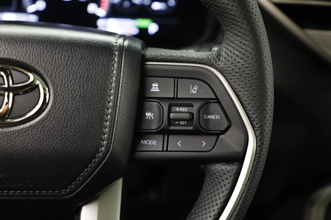 2026 Toyota Sequoia SR5 - Photo 31