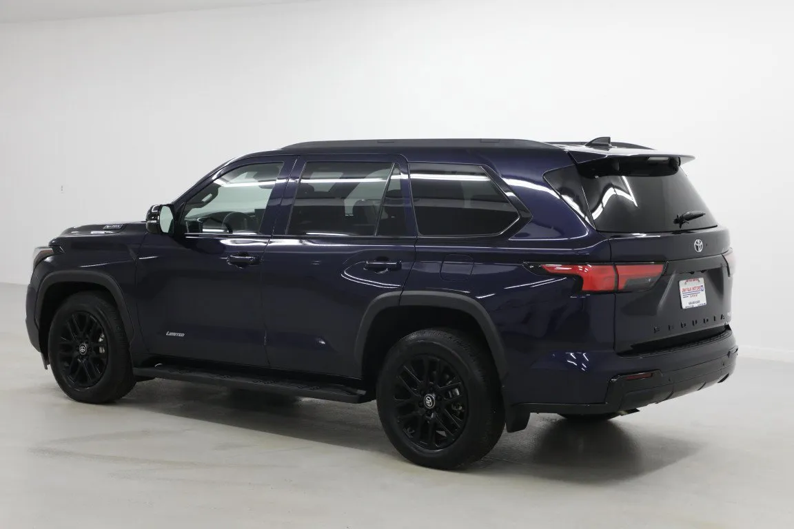 2026 Toyota Sequoia SR5 - Photo 69